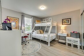 8 Mi to Disney: Davenport Condo w/ Private Balcony