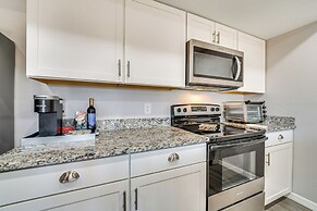 8 Mi to Disney: Davenport Condo w/ Private Balcony