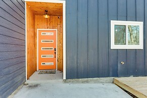 1/2 Mi to Grand Lake: Home w/ Furnished Deck!