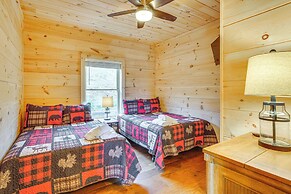 Pet-friendly Boone Cabin w/ Mtn Views & Hot Tub!