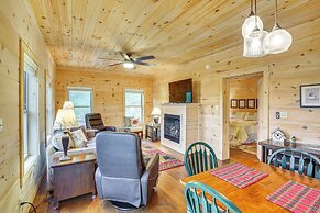 Pet-friendly Boone Cabin w/ Mtn Views & Hot Tub!