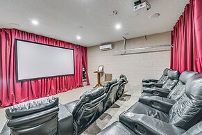 5 Mi to Disney: Ideal Family Getaway w/ Theater!