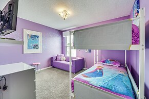 5 Mi to Disney: Ideal Family Getaway w/ Theater!