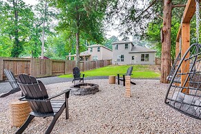 Montgomery Home w/ Pond Access, Fire Pit & More!