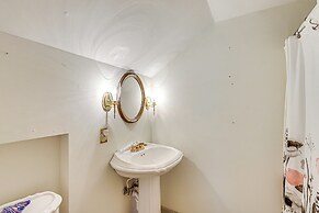 Spacious & Historic Cabin in New Haven w/ Pond!