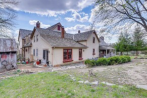 Spacious & Historic Cabin in New Haven w/ Pond!