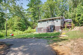 Secluded Avinger Cabin < 1 Mi to Lake O' The Pines