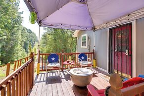 Secluded Avinger Cabin < 1 Mi to Lake O' The Pines