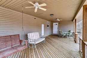 Heber Springs Cabin w/ Deck: 3 Mi to Sugarloaf Mtn