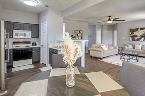 Pet-friendly Home w/ Fenced Yard in Killeen