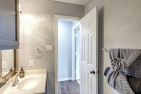 Pet-friendly Home w/ Fenced Yard in Killeen