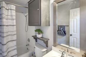 Pet-friendly Home w/ Fenced Yard in Killeen