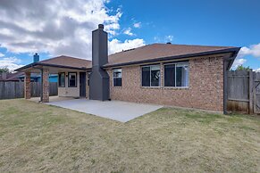 Pet-friendly Home w/ Fenced Yard in Killeen