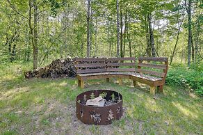 Northern Michigan Hideaway w/ Hot Tub & Fire Pit!