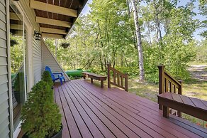 Northern Michigan Hideaway w/ Hot Tub & Fire Pit!