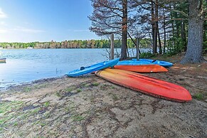 Northern Michigan Hideaway w/ Hot Tub & Fire Pit!