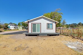 End Unit w/ Clear Lake Access in Norcal!