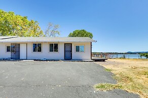 End Unit w/ Clear Lake Access in Norcal!