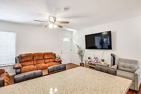 Long Beach Retreat Near Socal Attractions!