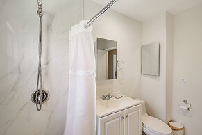 Long Beach Retreat Near Socal Attractions!