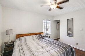 Long Beach Retreat Near Socal Attractions!