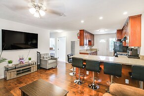Long Beach Retreat Near Socal Attractions!