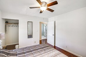 Long Beach Retreat Near Socal Attractions!