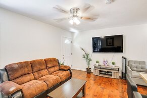 Long Beach Retreat Near Socal Attractions!