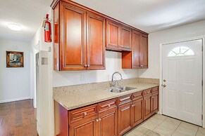 Long Beach Retreat Near Socal Attractions!