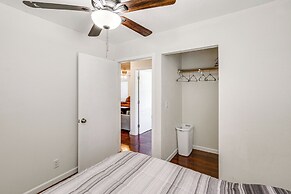 Long Beach Retreat Near Socal Attractions!