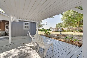 Waterfront Jonesville Studio on Black River Lake!