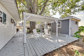 Waterfront Jonesville Studio on Black River Lake!