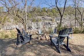 Riverfront Huntsville Cabin w/ Views & Kayaks!