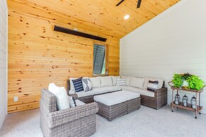 Riverfront Huntsville Cabin w/ Views & Kayaks!