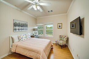 Near Cedar Hill State Park: Apt w/ Pool Access!
