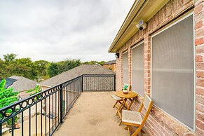 Near Cedar Hill State Park: Apt w/ Pool Access!