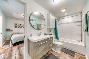 Crest Hill Home Near Golf ~ 3 Mi to Joliet!