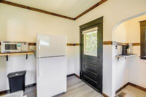 Williamson Cottage ~ 2 Mi to Town + Trails!