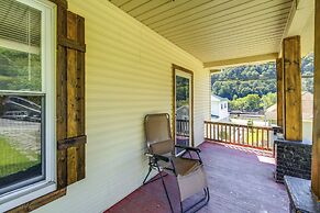 Williamson Cottage ~ 2 Mi to Town + Trails!