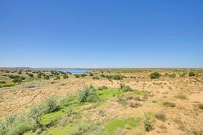 Lakefront Mansion: Game Room & Deck in New Mexico!