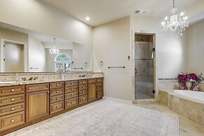 Lakefront Mansion: Game Room & Deck in New Mexico!