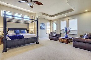 Lakefront Mansion: Game Room & Deck in New Mexico!