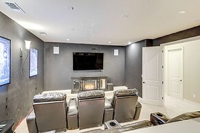 Lakefront Mansion: Game Room & Deck in New Mexico!