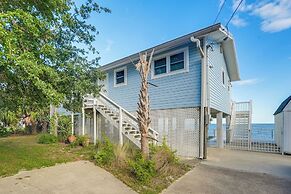 Alligator Point Beachfront Home w/ Private Hot Tub