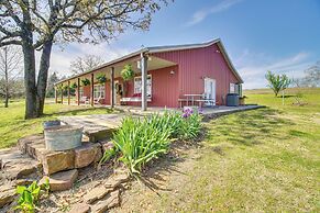 Peaceful Cameron Getaway ~ 5 Mi to Poteau!