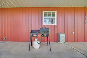 Peaceful Cameron Getaway ~ 5 Mi to Poteau!