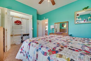 Peaceful Cameron Getaway ~ 5 Mi to Poteau!