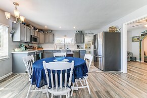 Updated Home 2 Mi to Beach in Crescent City!