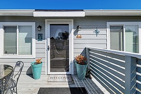 Updated Home 2 Mi to Beach in Crescent City!