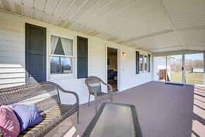Shiloh Vacation Rental w/ 2 Screened Porches!